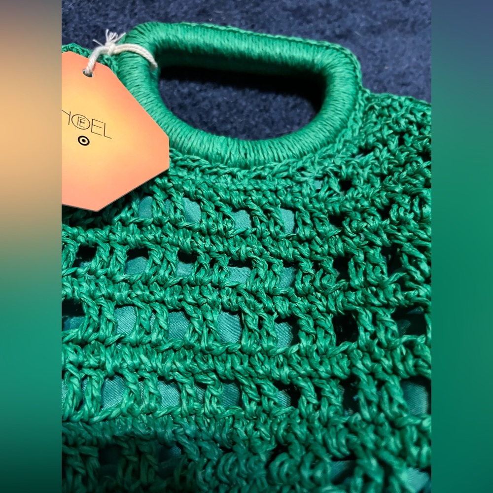 COPY - NWT Women’s green crochet small purse with handle from Fe Noel - Picture 2 of 8